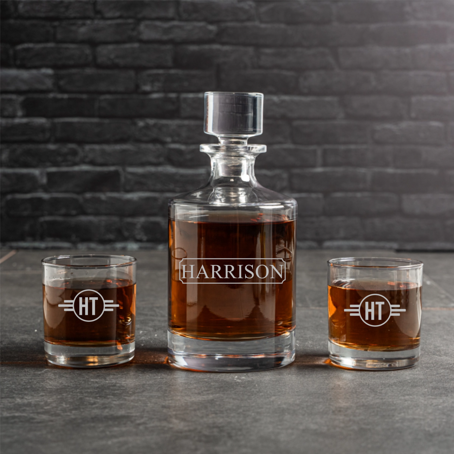 Customized Aberdeen Decanter with 2 Lowball Whiskey Glasses