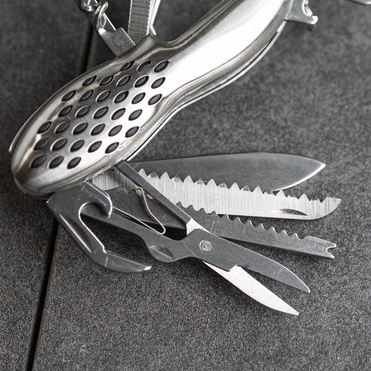 Customized Multi-Function Tool with Case