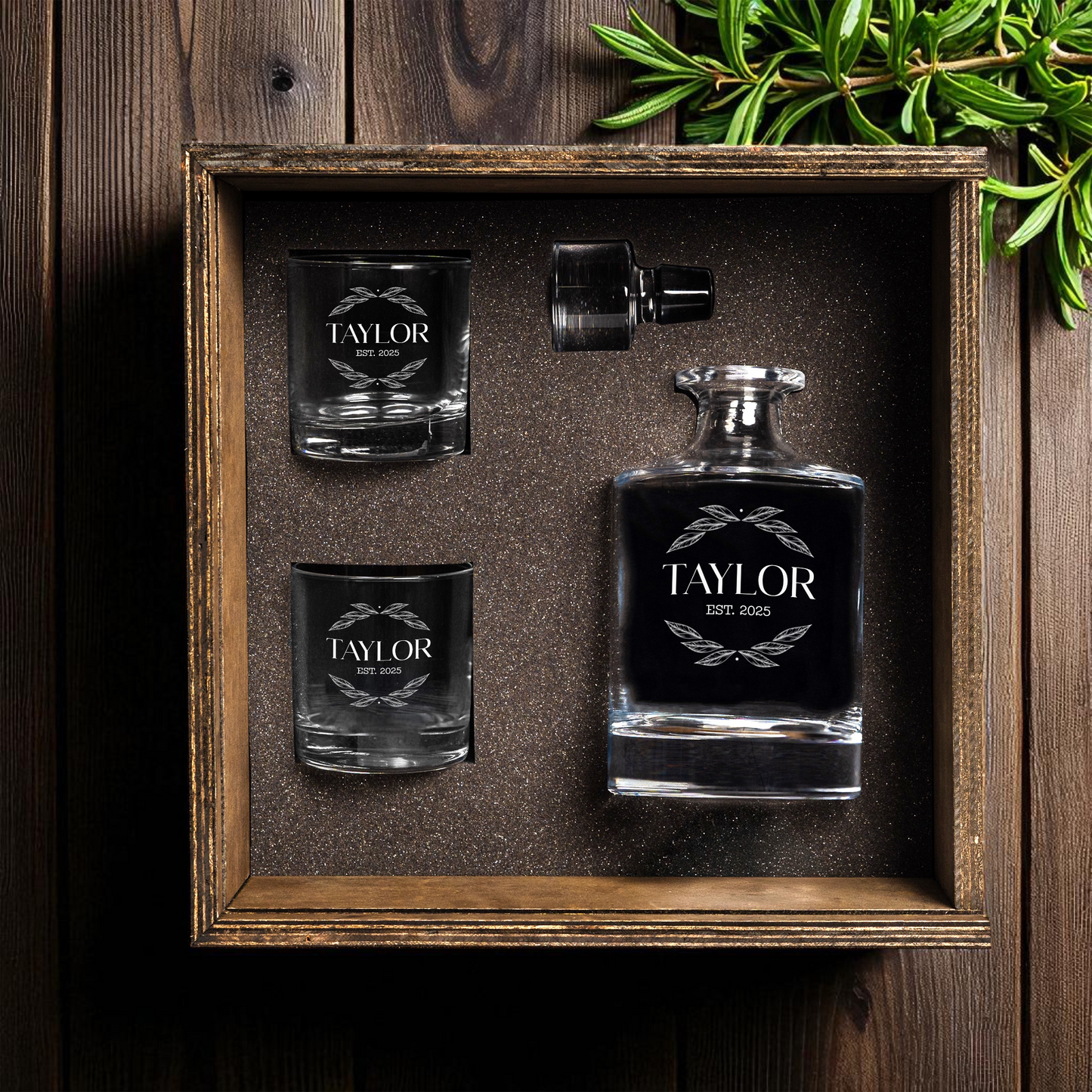 Aberdeen Decanter Set with Custom Gift Box
