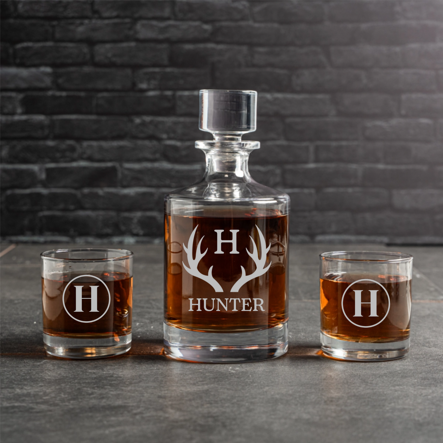 Customized Aberdeen Decanter with 2 Lowball Whiskey Glasses
