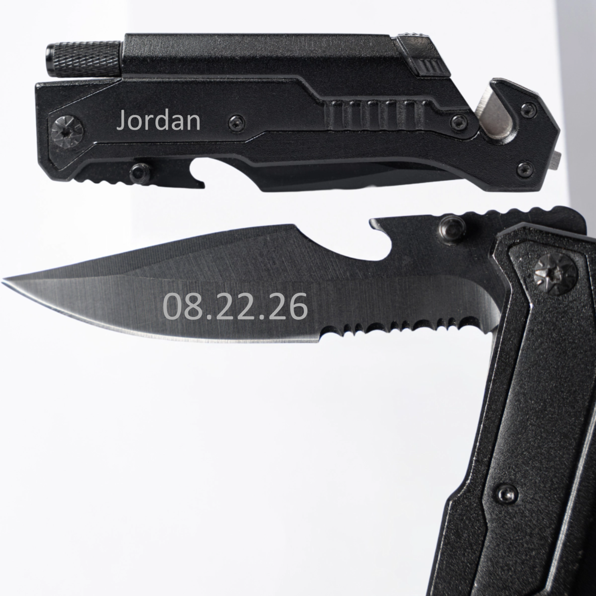 Customized Knife with Flashlight