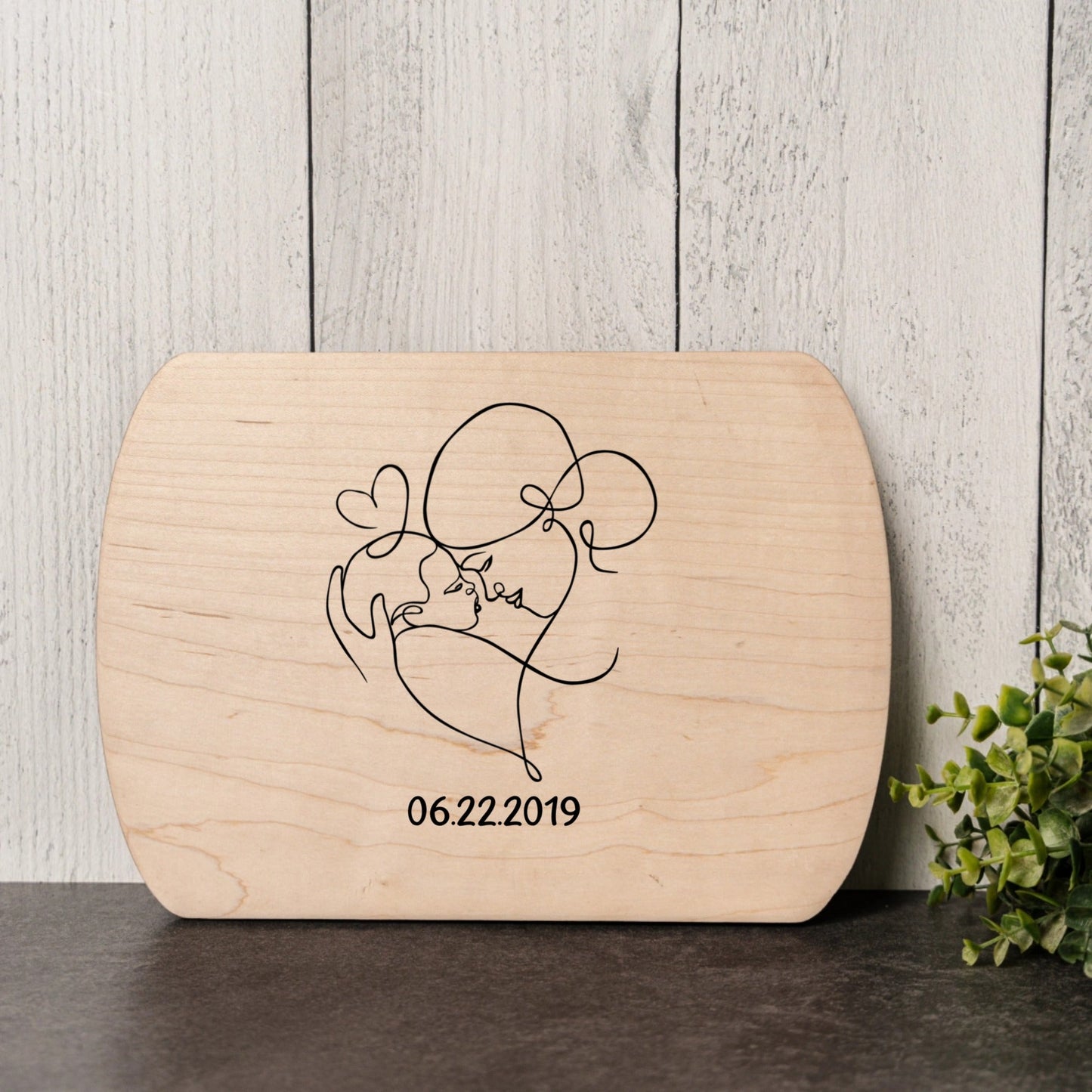 Customized Mom Thin Oval Cutting Boards