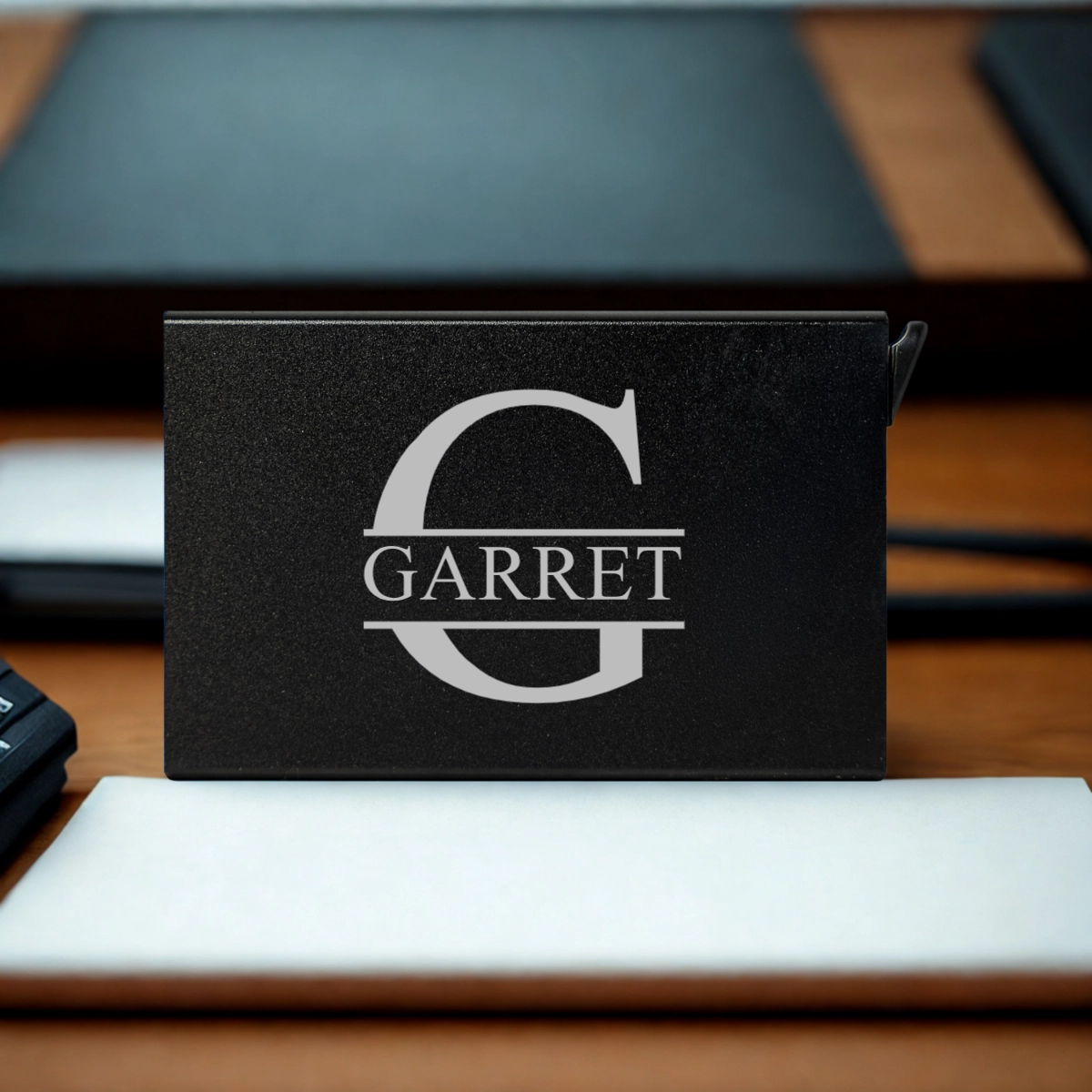 Customized Aluminum Card Holder with Release