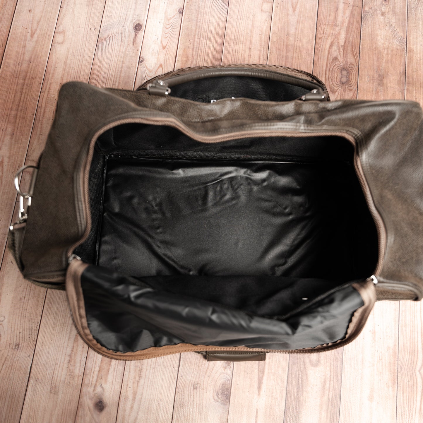 Customized Leather Weekender Duffle Bag