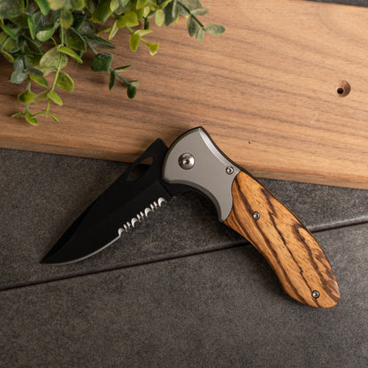 Customized Pakkawood Handle Hunting Knife - Black Blade
