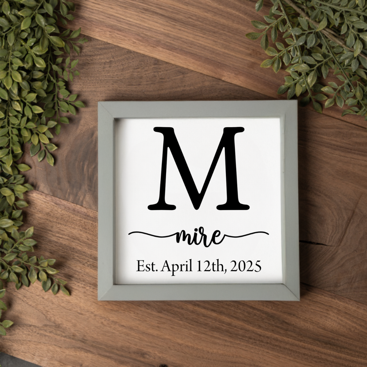 Customized Family Name Sign with Initial