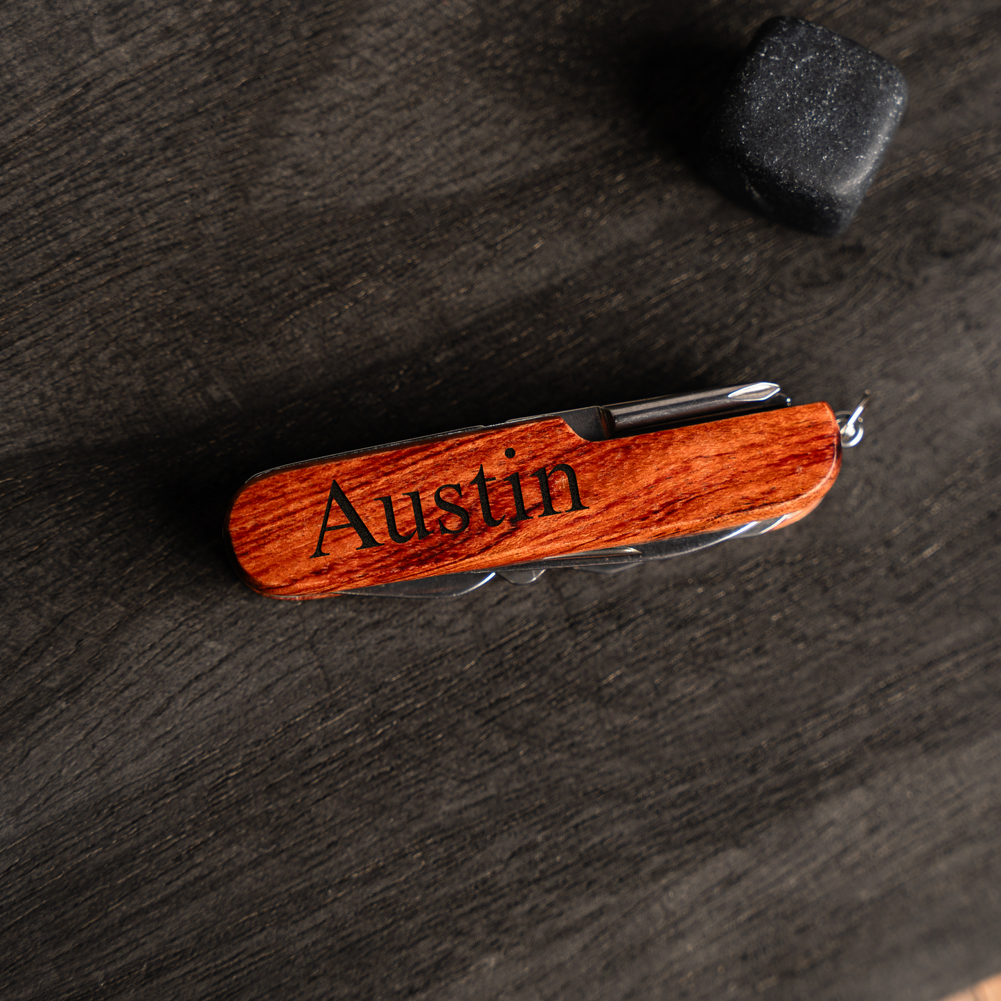 Customized Wood Pocket Knives