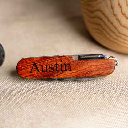 Customized Wood Pocket Knives